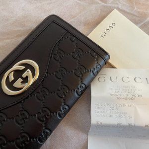 Gucci long wallet